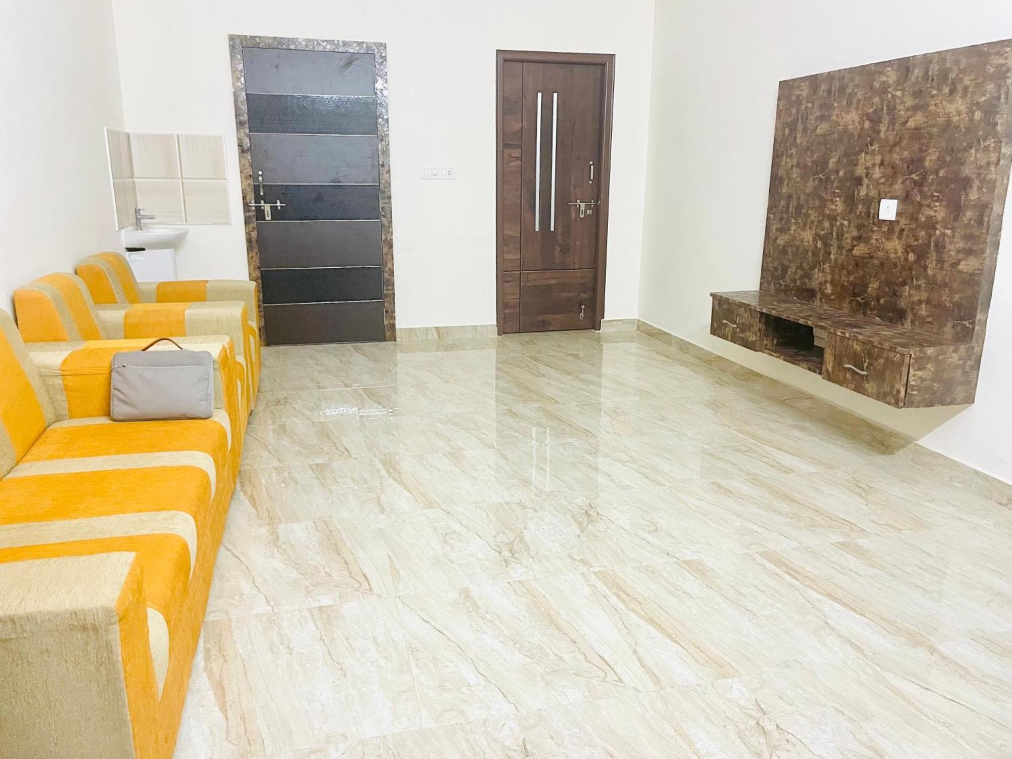 Pearl Stays, Tirupathi Tirupati Bagian luar foto