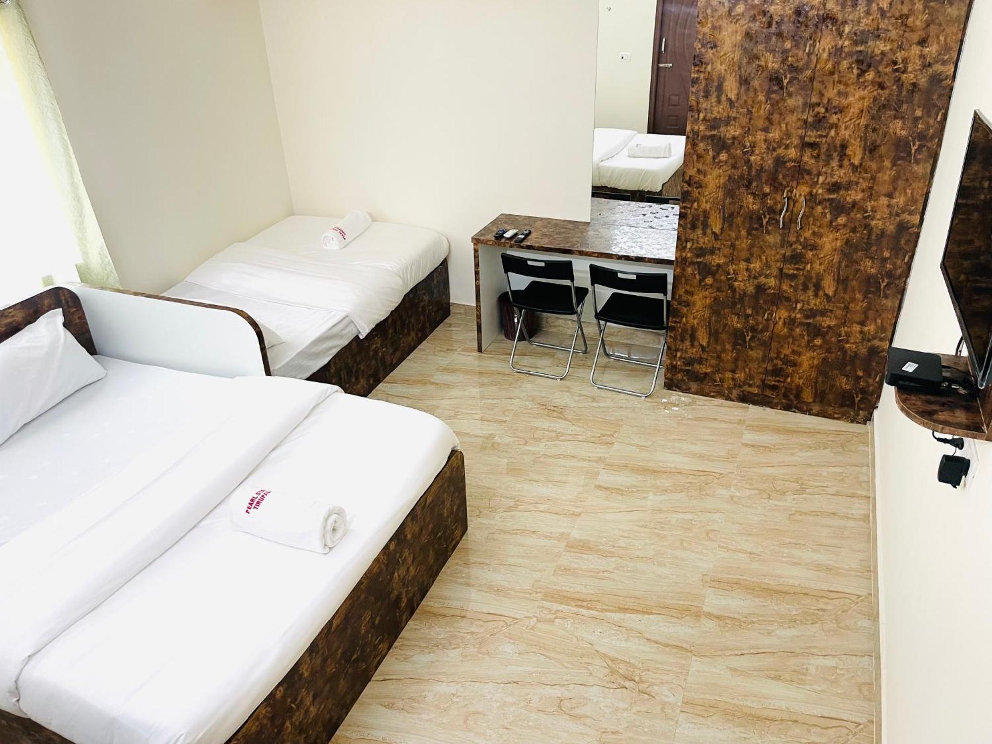 Pearl Stays, Tirupathi Tirupati Bagian luar foto